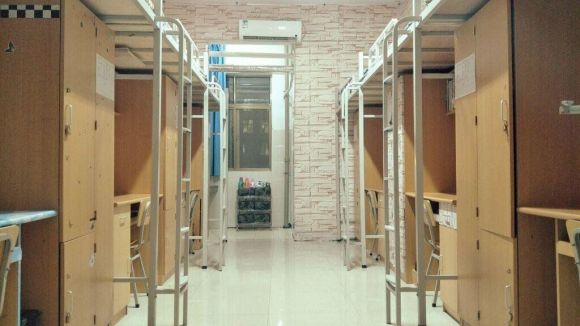 郑州工商学院寝室图片