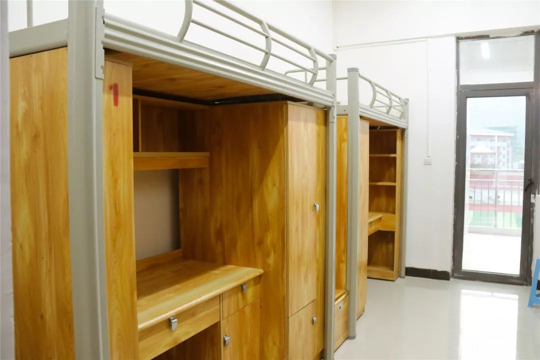 贵州职业技术学院寝室图片