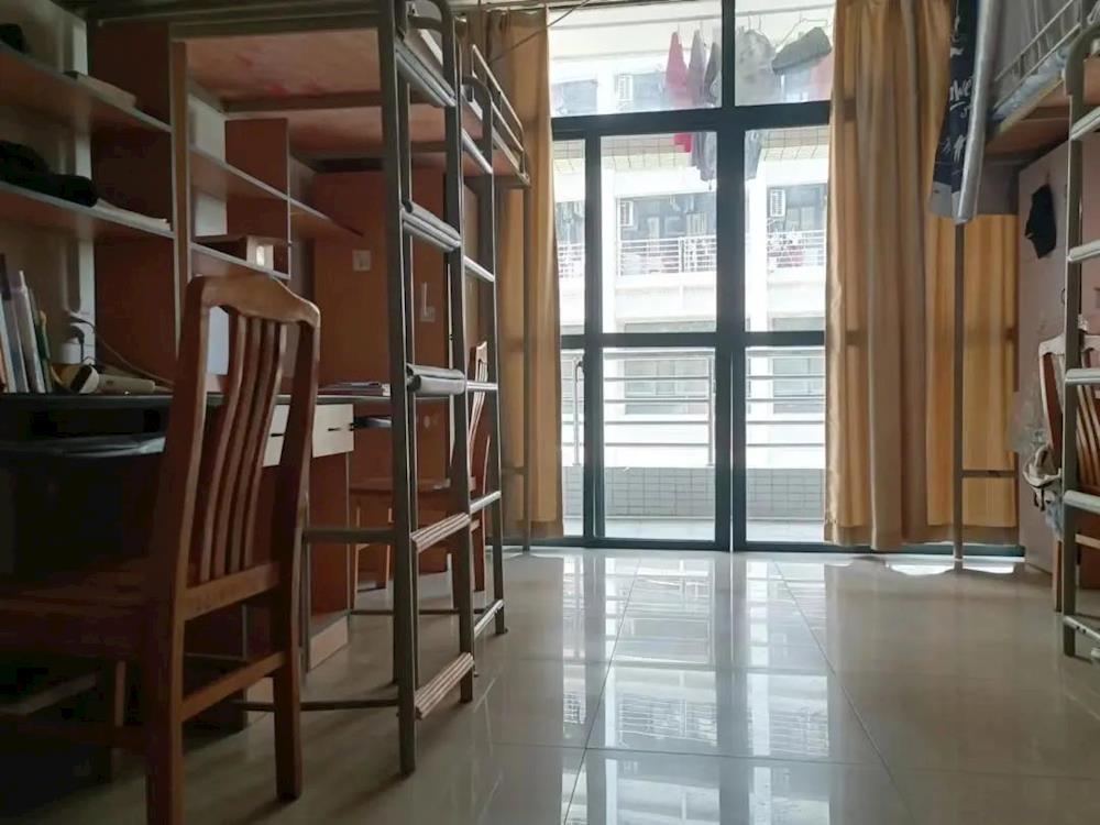 广东东软学院宿舍条件怎么样，有空调吗（含宿舍图片）