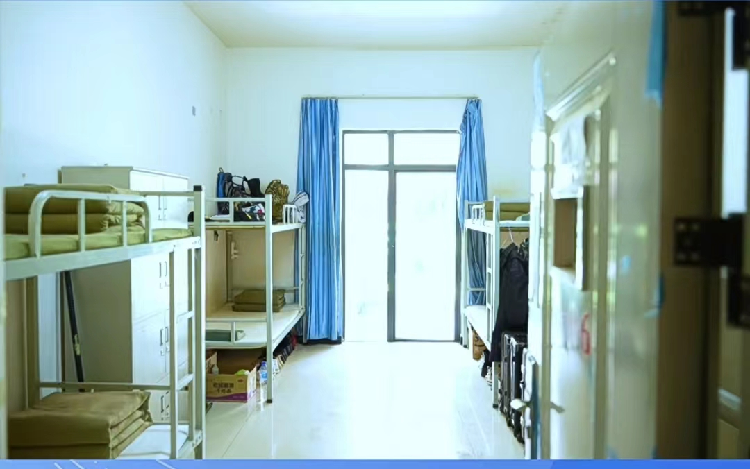 云南新兴职业学院宿舍条件怎么样，有空调吗（含宿舍图片）